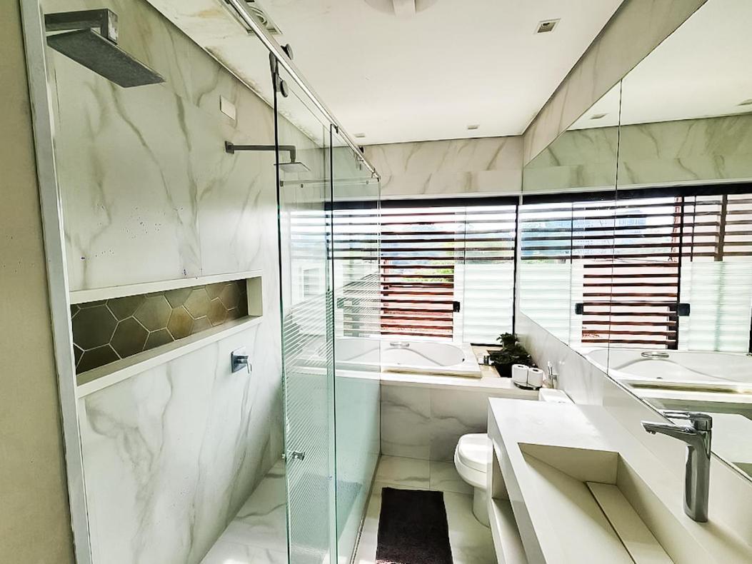 Cobertura Triplex De Luxo Com Jacuzzi